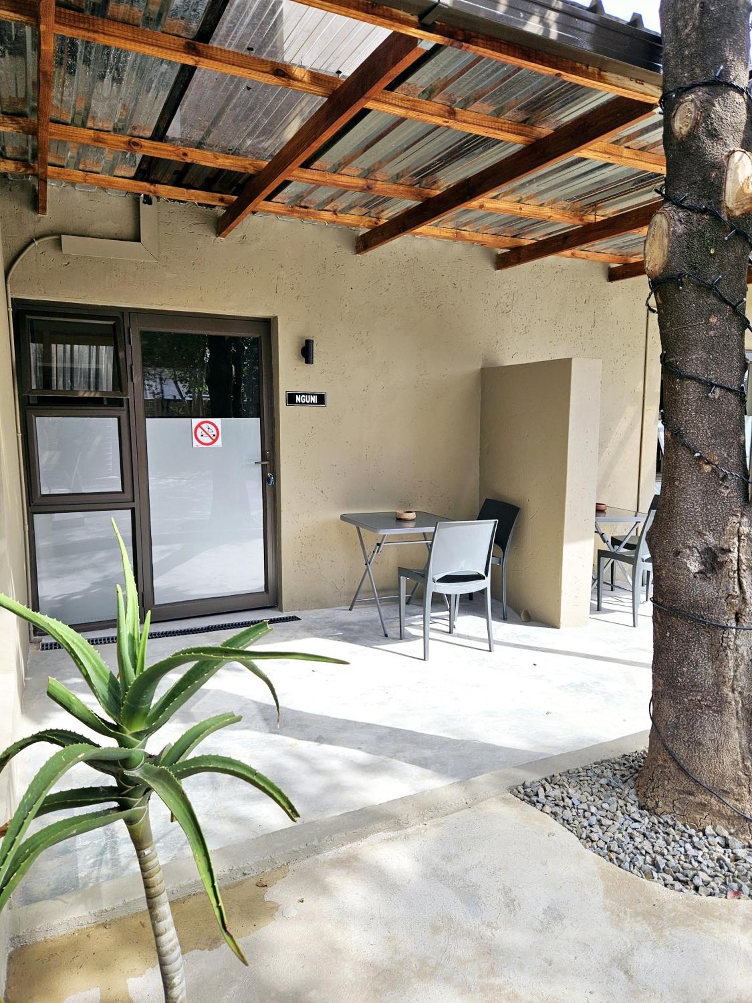 Bosveld In Die Stad 2 Guesthouse アルバートン エクステリア 写真