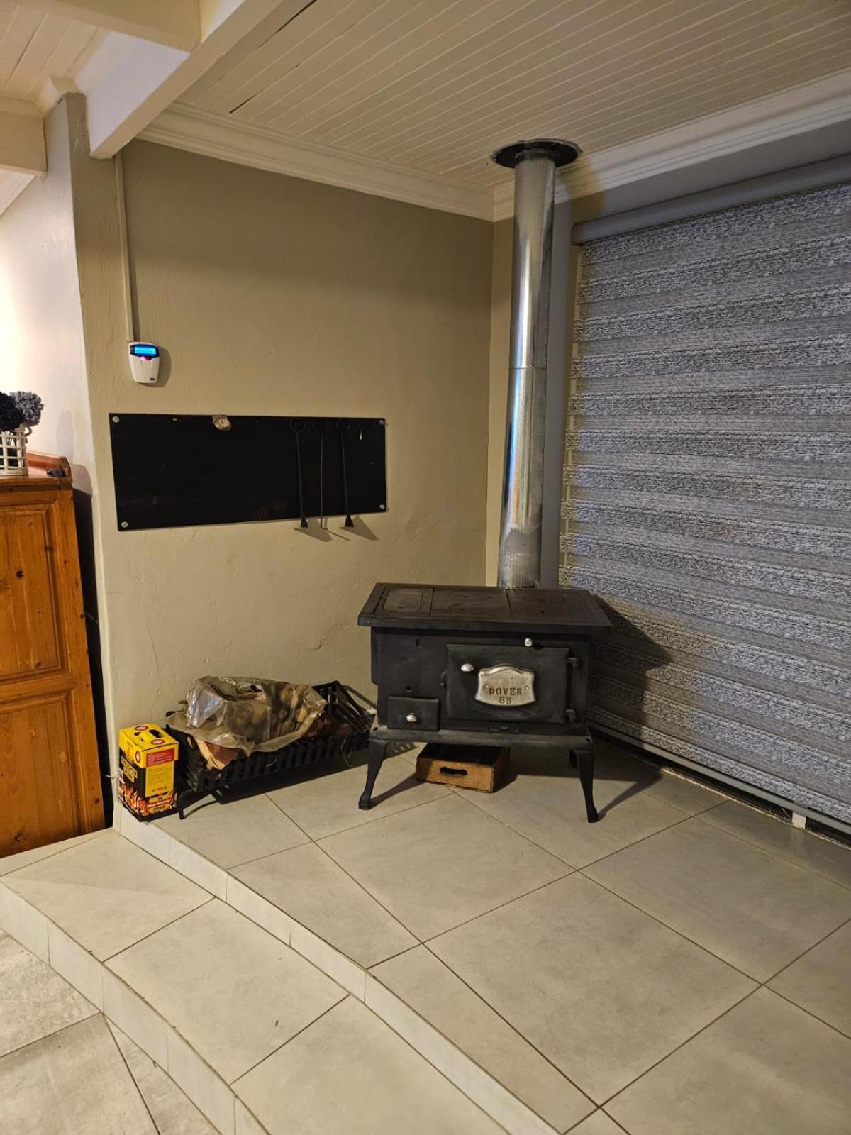 Bosveld In Die Stad 2 Guesthouse アルバートン エクステリア 写真