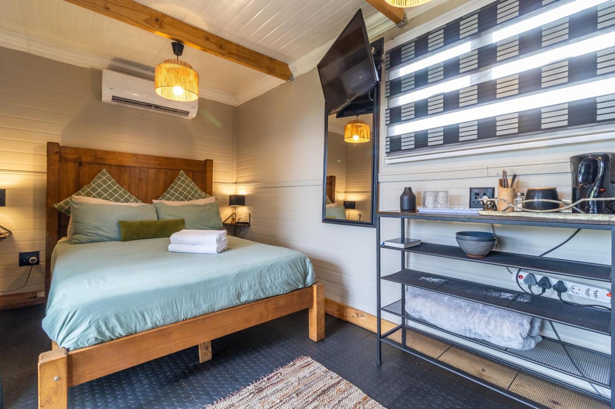 Bosveld In Die Stad 2 Guesthouse アルバートン エクステリア 写真