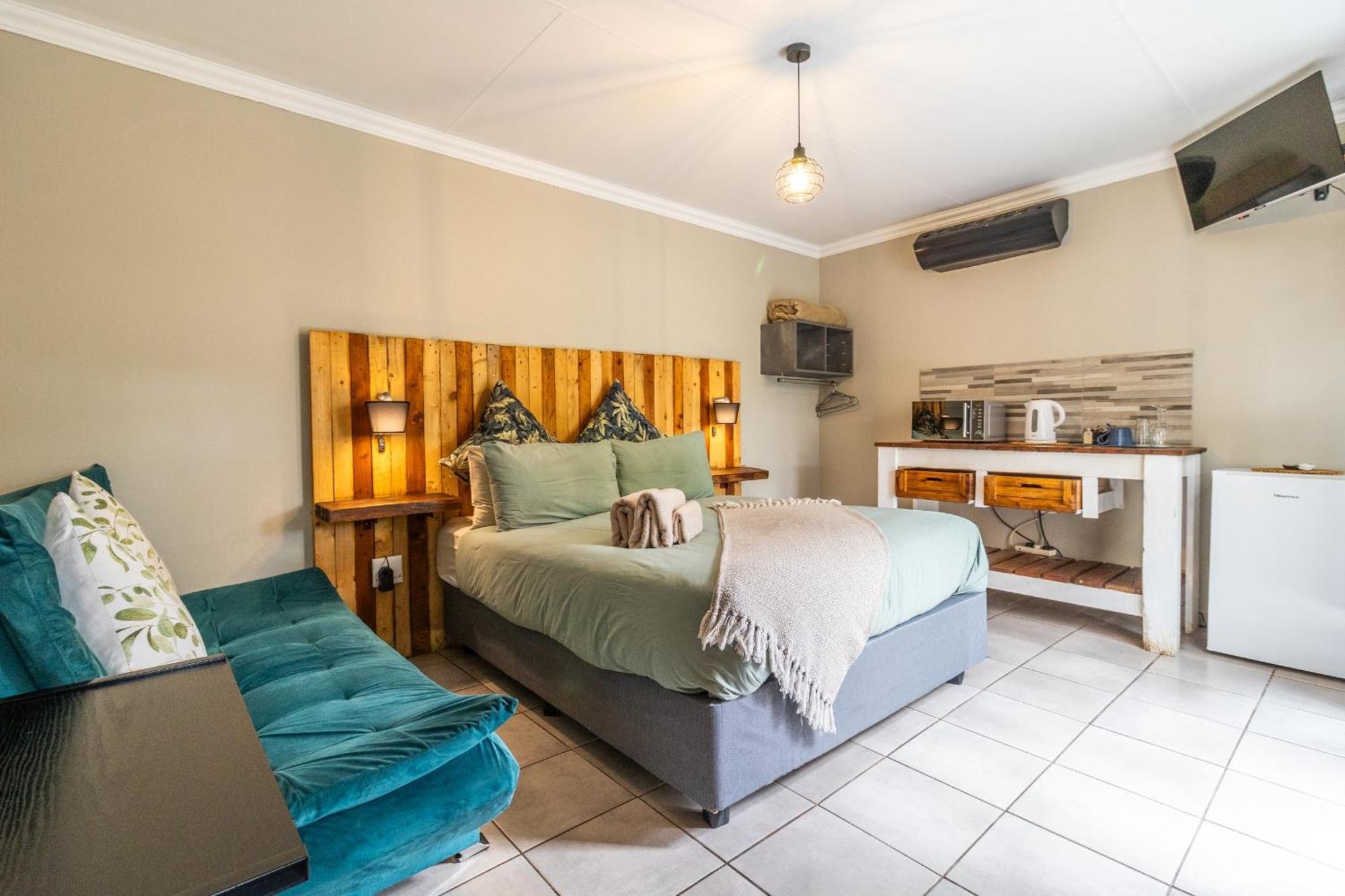 Bosveld In Die Stad 2 Guesthouse アルバートン エクステリア 写真